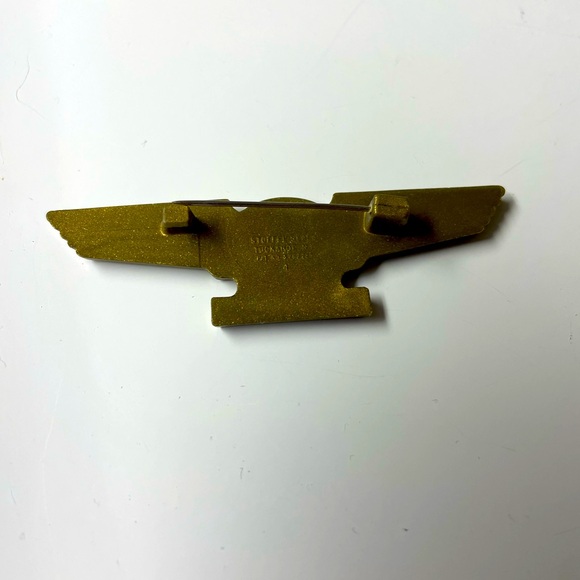 Vintage pins. 80s & 90s - Picture 3 of 15